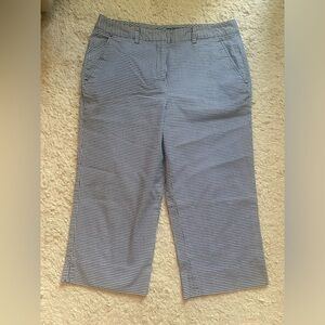 5/$20 Larry Levine gingham crop pants